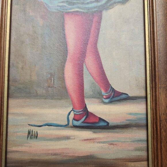 Vintage Maio Framed Big Eye Girls Ballerinas Framed Wall Hanging Art Set of Two - Picture 8 of 8